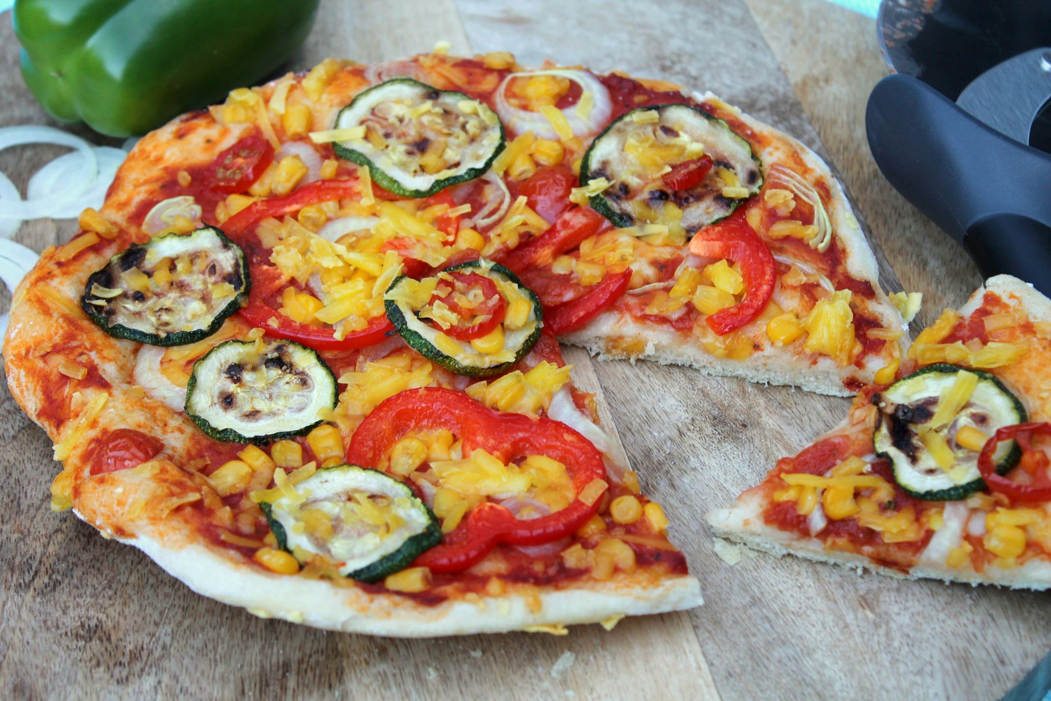 Pizza vom Grill - Tines vegane Backstube